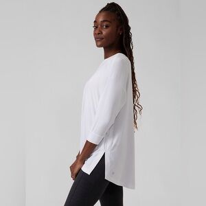 Athleta Inspire Top M White